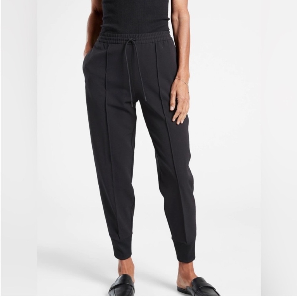 Athleta Endeavor High Rise Jogger Pant Black size 8